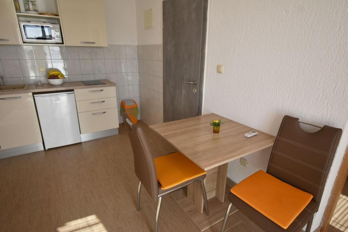 Denjak Apartments Kornić Dış mekan fotoğraf