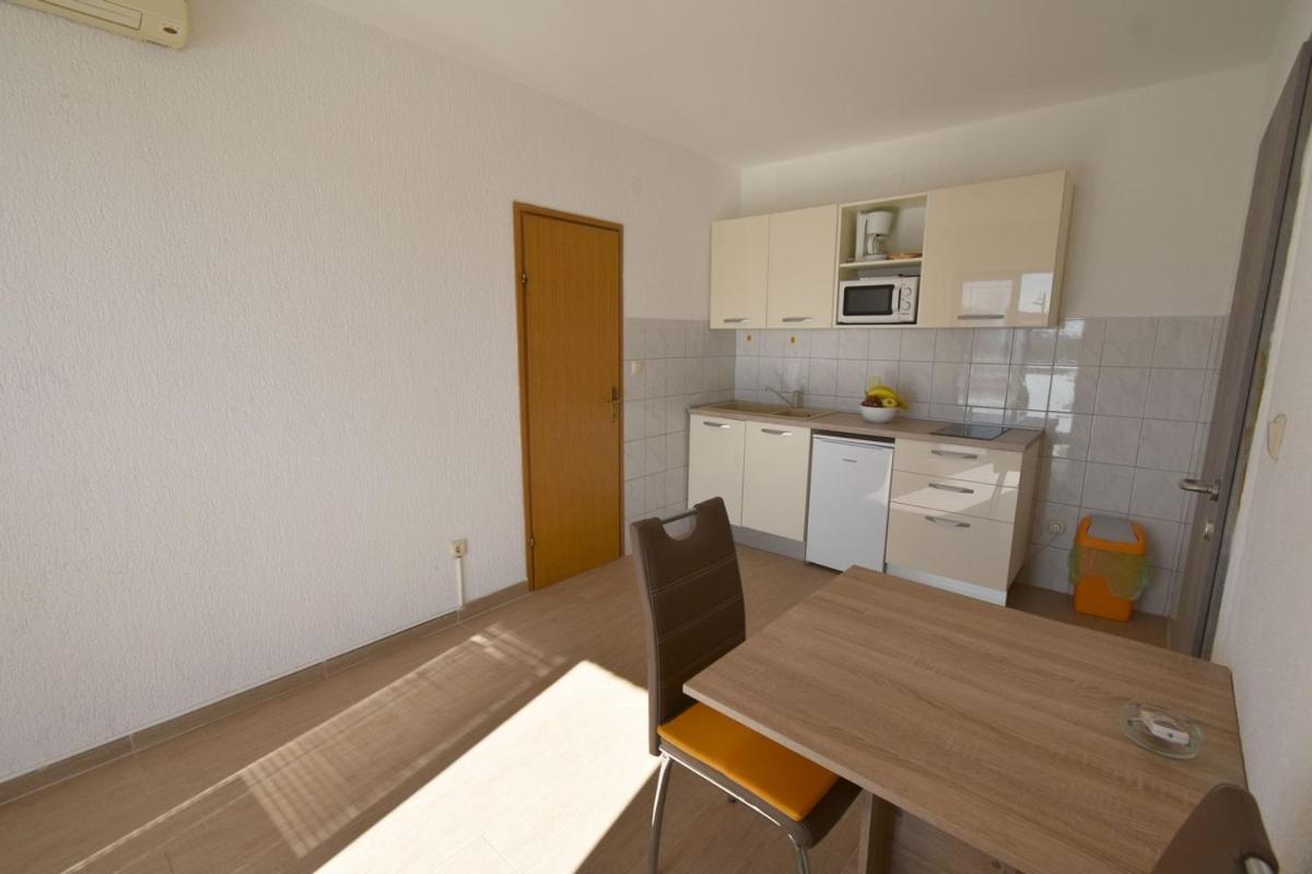 Denjak Apartments Kornić Dış mekan fotoğraf